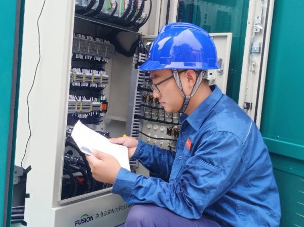 九龙证券配资 莱芜工匠巡礼③工匠之星点亮光明之路——记莱芜工匠刘继文