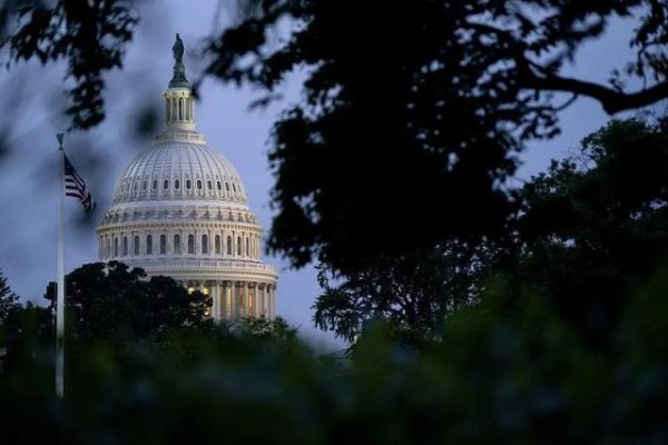 融易盈 美国会预算办公室：“大而美”法案将增加2.8万亿美元财政赤字
